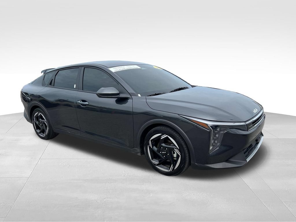 Certified 2025 Kia K4 EX FWD image 7