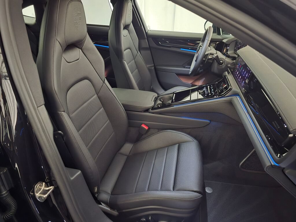 New 2026 Porsche Panamera 4 AWD/4WD image 27