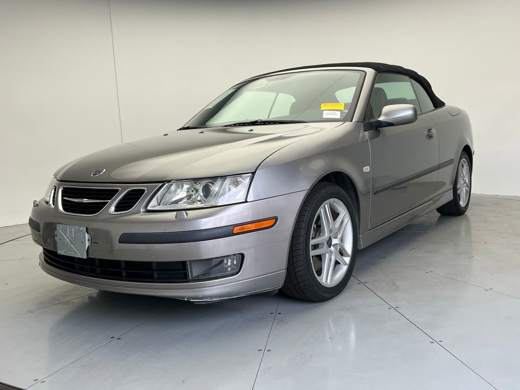 Used 2007 Saab 9-3 2.0T w/ Premium 17 Pkg image 2