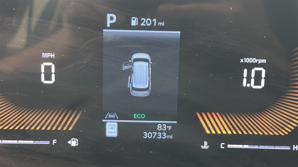 Used 2025 Kia Carnival FWD image 15