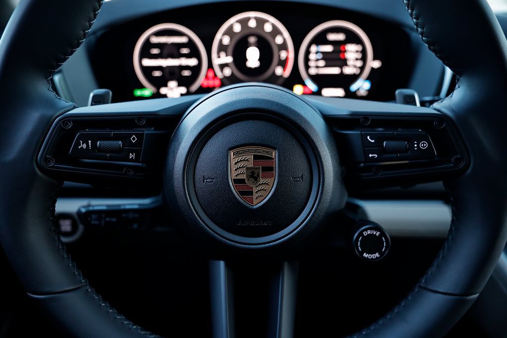 New 2026 Porsche Panamera 4 AWD/4WD image 33