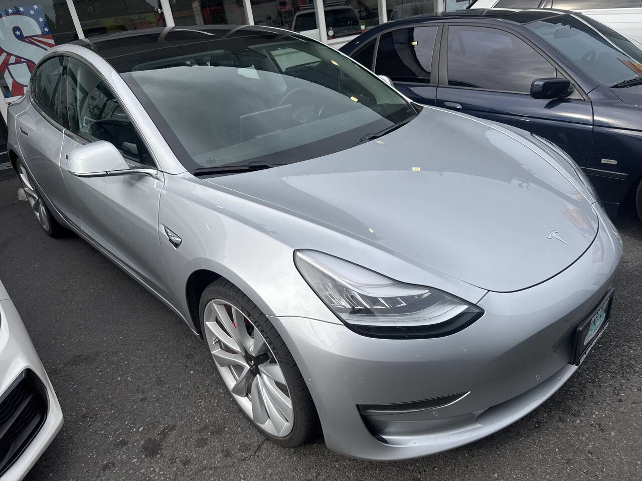Used 2018 Tesla Model 3 Long Range image 2