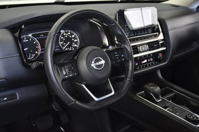 Used 2024 Nissan Pathfinder SL AWD/4WD image 21