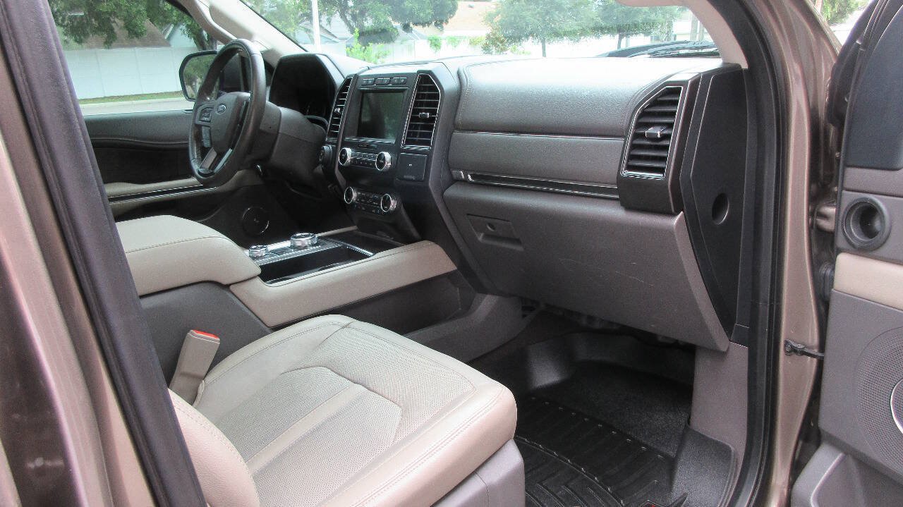 Used 2019 Ford Expedition Max Limited w/ Special Edition Package AWD/4WD image 29