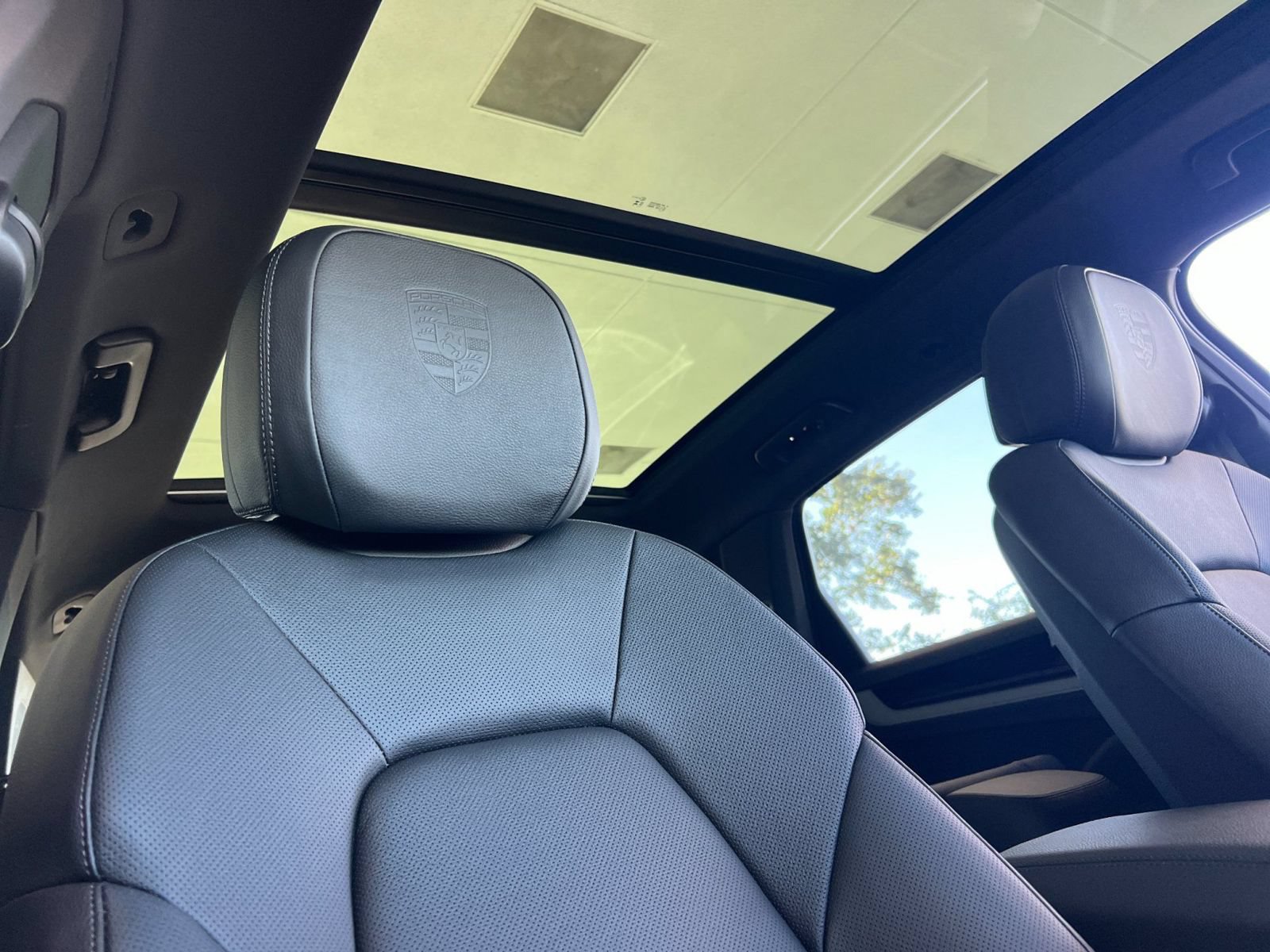 New 2026 Porsche Cayenne AWD/4WD image 17