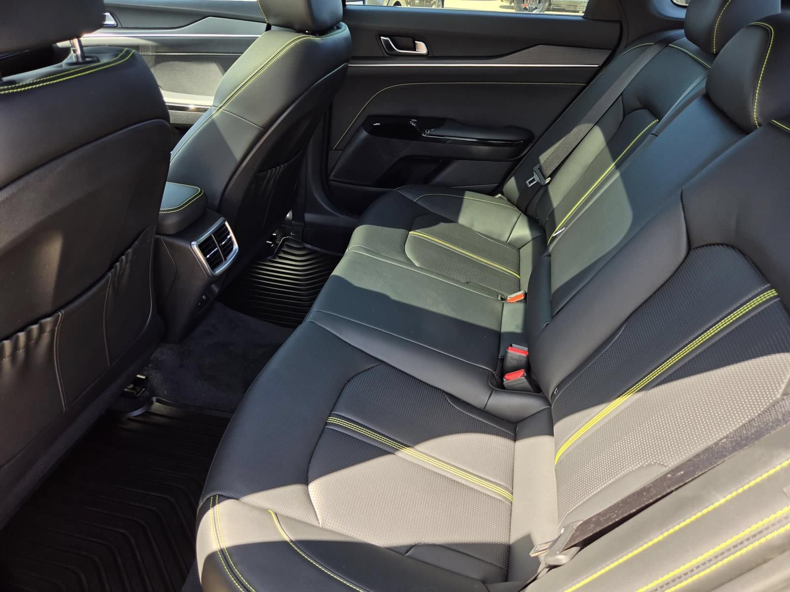 Used 2025 Kia K5 GT FWD image 16