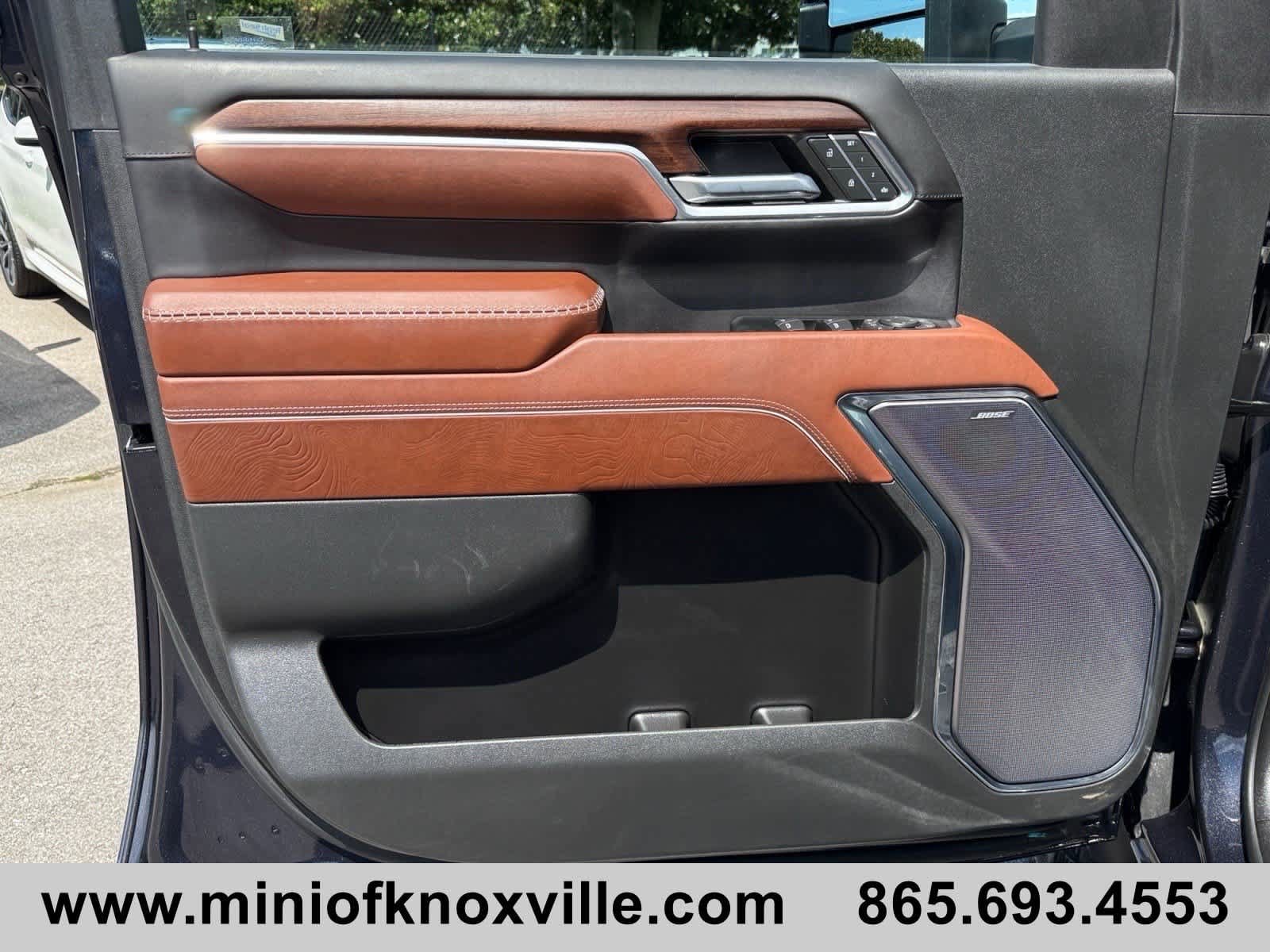Used 2024 GMC Sierra 2500 Denali Ultimate AWD/4WD image 23