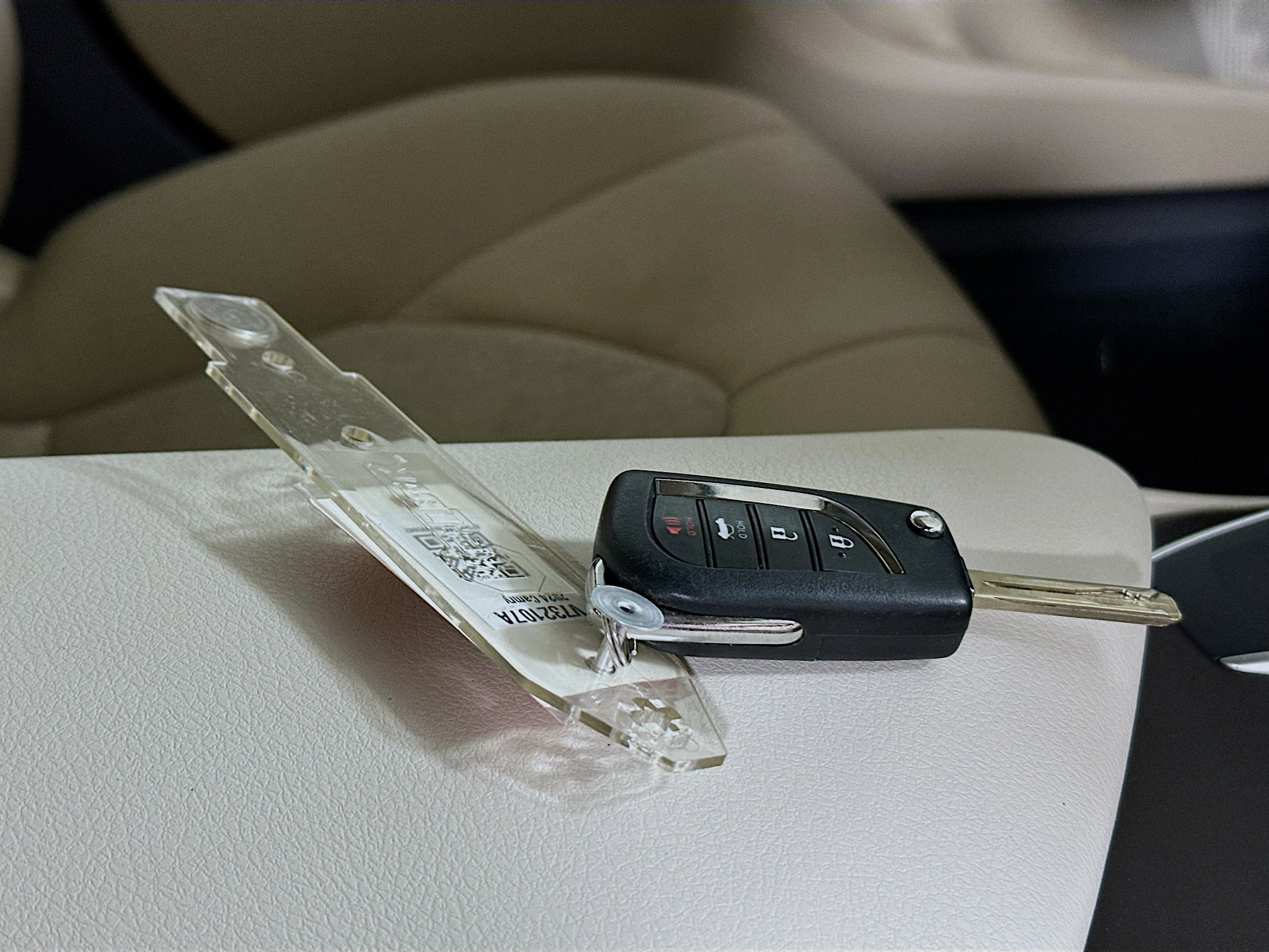 Used 2024 Toyota Camry LE FWD image 32