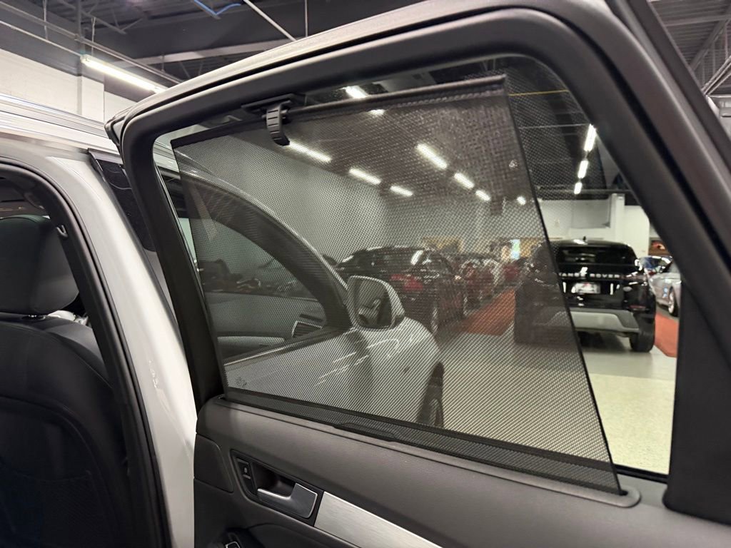 Used 2013 Audi Q5 3.0T Prestige AWD/4WD image 28