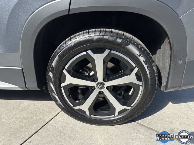 Used 2025 Volkswagen Tiguan SE FWD image 6