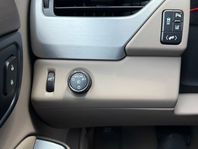 Used 2015 GMC Yukon XL SLT RWD image 33