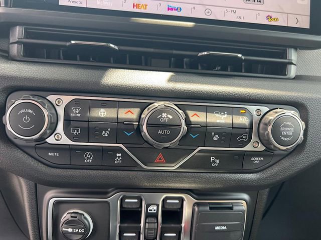 New 2025 Jeep Wrangler Sport S image 26