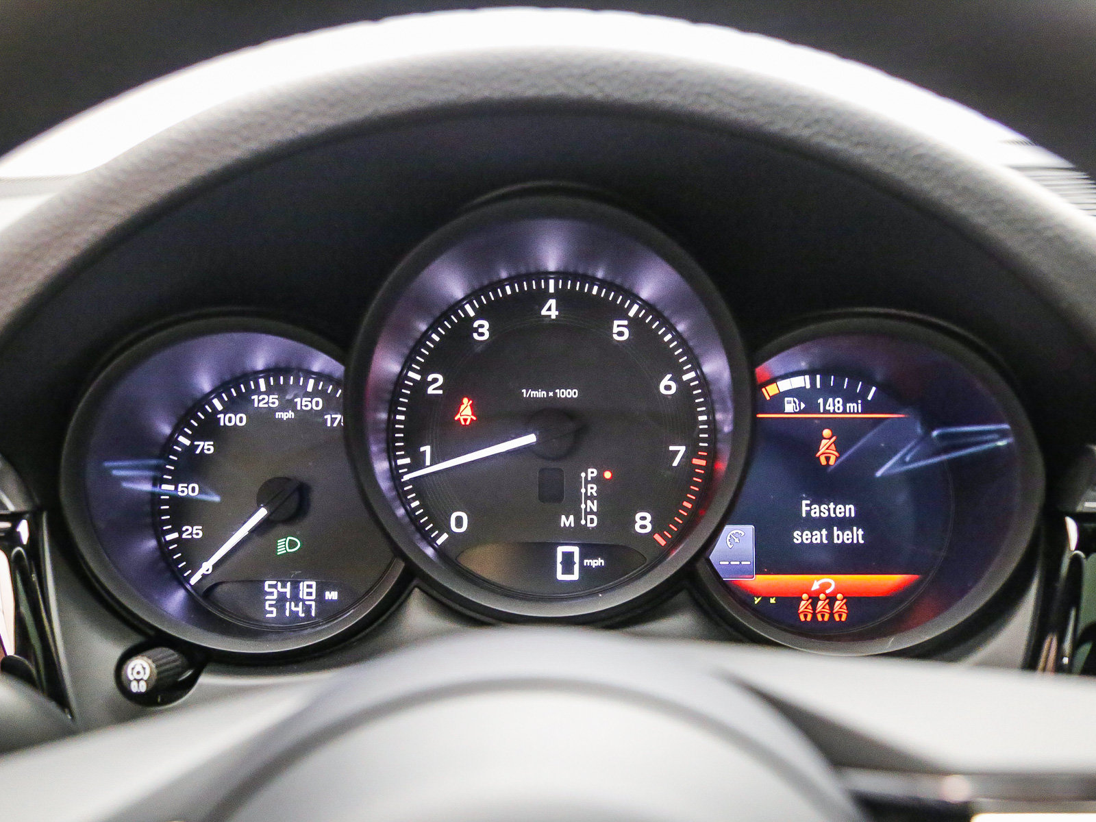 Certified 2026 Porsche Macan AWD/4WD image 28