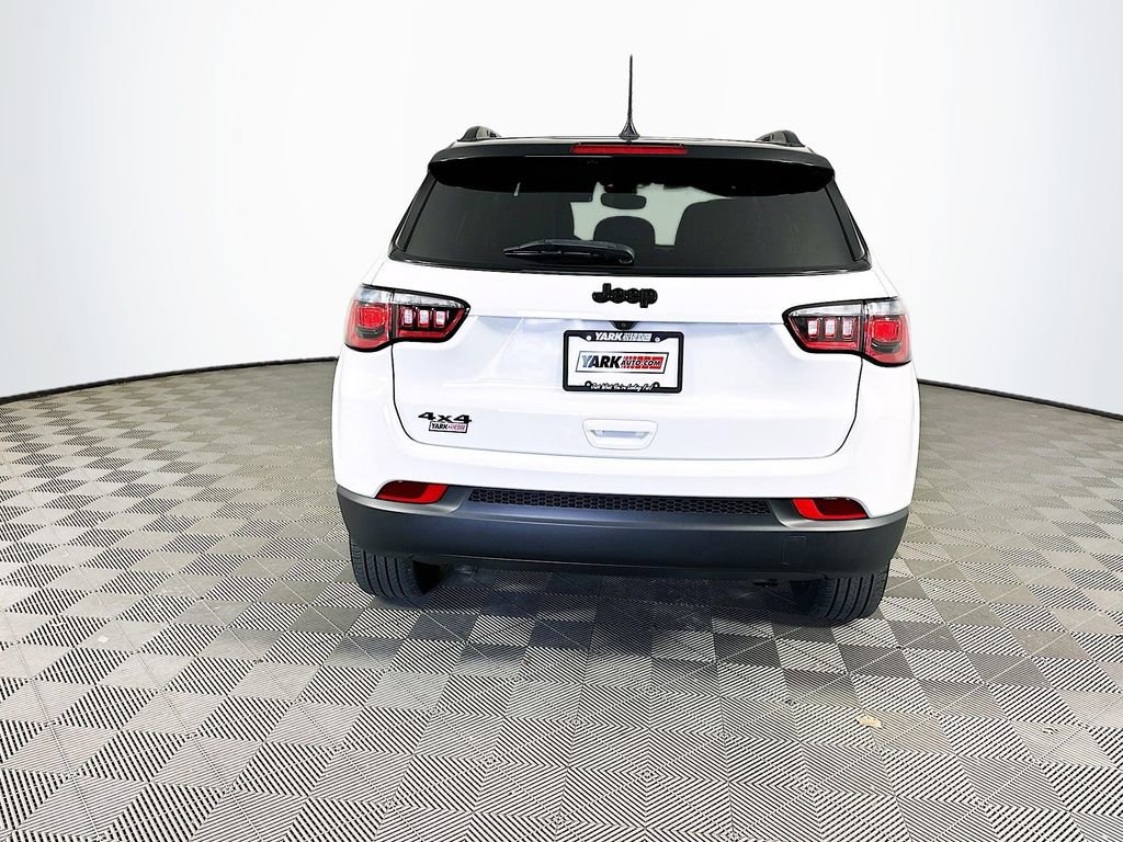 Used 2023 Jeep Compass Altitude image 9