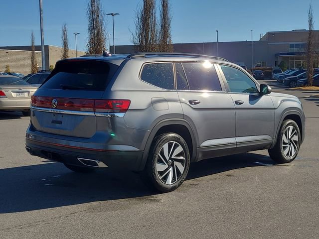 Used 2025 Volkswagen Atlas SE image 3