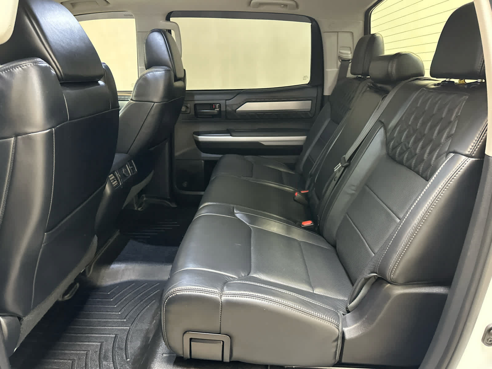 Used 2019 Toyota Tundra Platinum AWD/4WD image 19