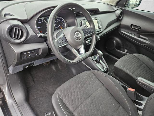 Used 2022 Nissan Kicks S image 10