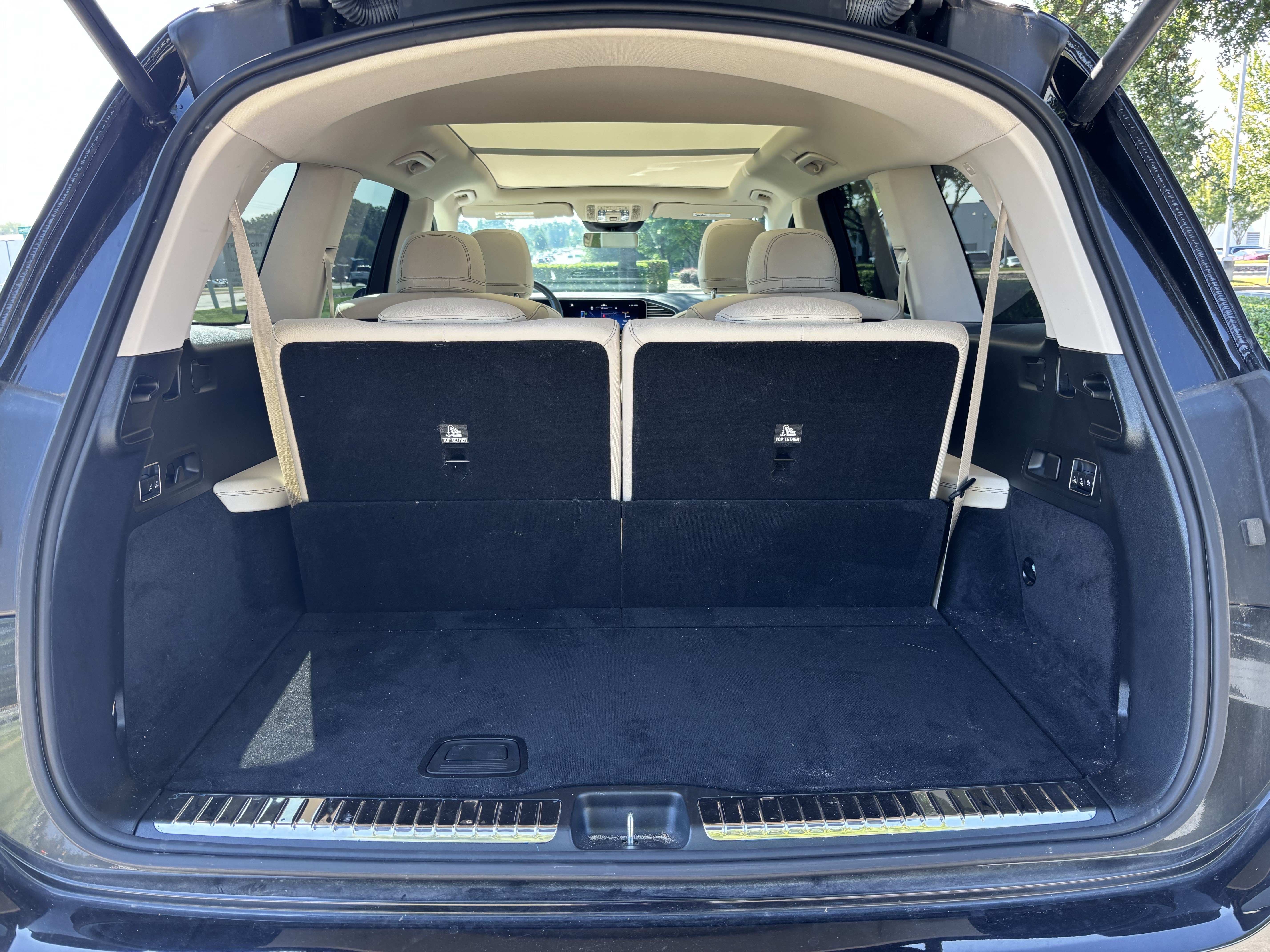 Used 2024 Mercedes-Benz GLS 450 4MATIC image 35