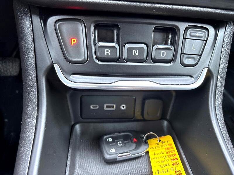 Used 2019 GMC Terrain SLE w/ Driver Convenience Package image 25