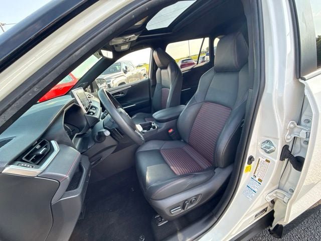 Certified 2021 Toyota RAV4 XSE w/ Weather Package AWD/4WD image 22