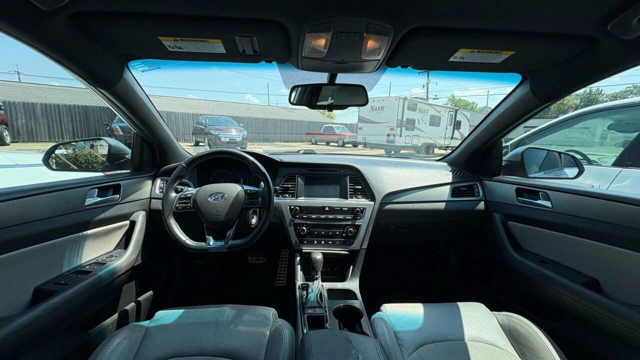 Used 2017 Hyundai Sonata Sport 2.0T FWD image 6