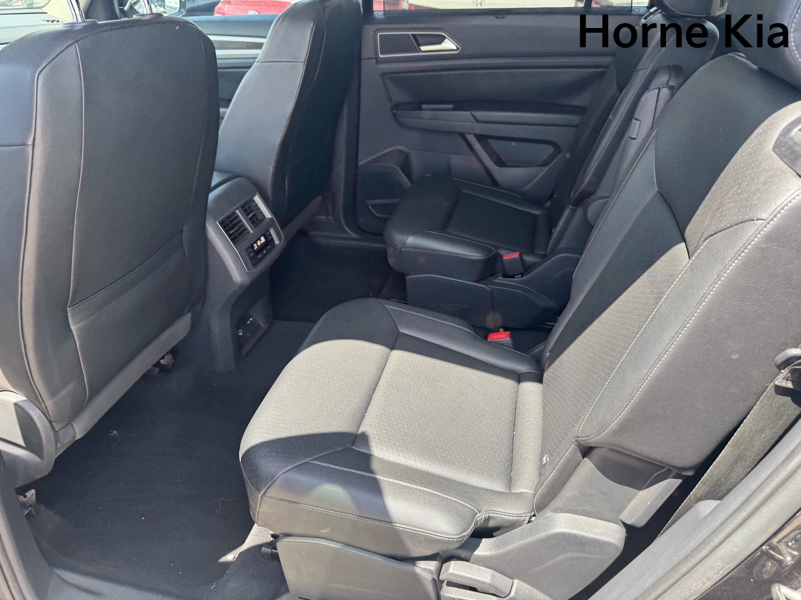 Used 2019 Volkswagen Atlas SEL FWD image 12