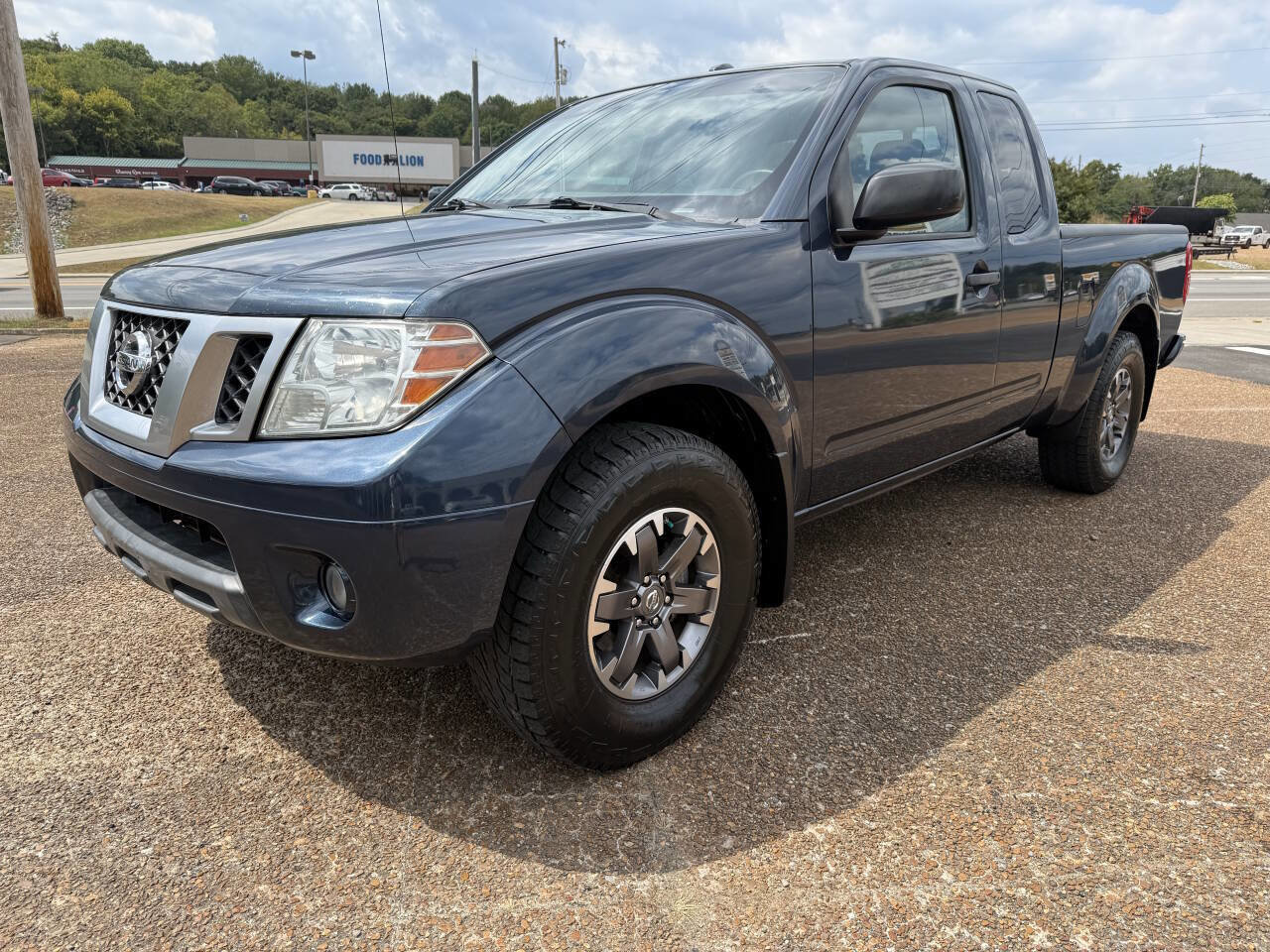 Used 2016 Nissan Frontier Desert Runner image 1
