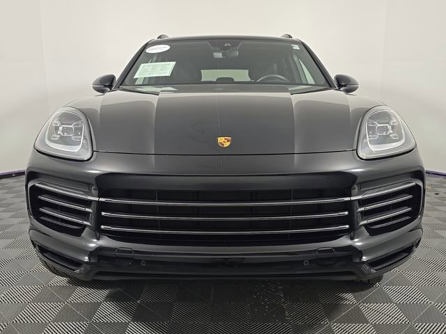 Certified 2023 Porsche Cayenne Platinum Edition image 11