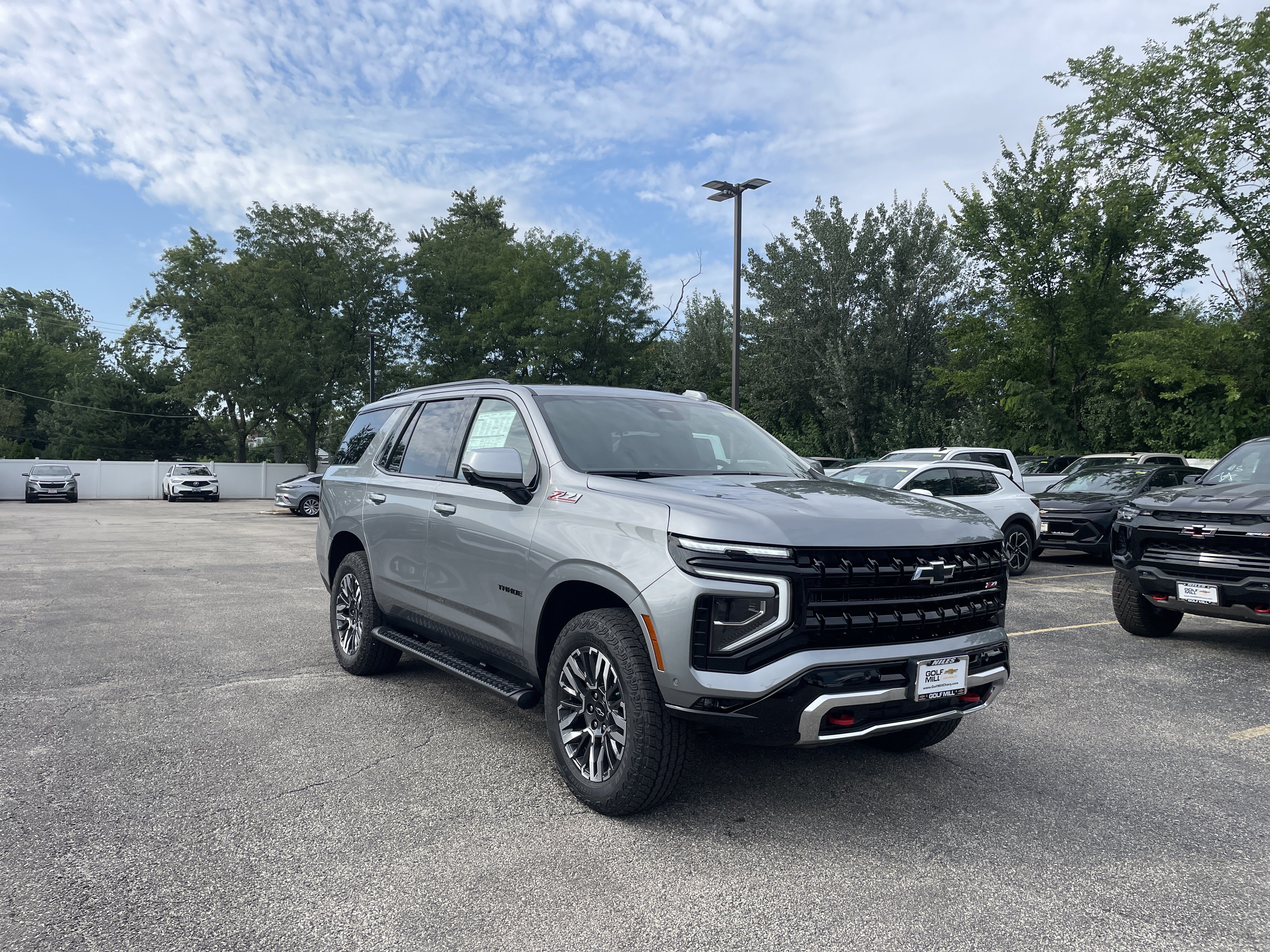 New 2026 Chevrolet Tahoe Z71 w/ Z71 Off-Road Package AWD/4WD image 3
