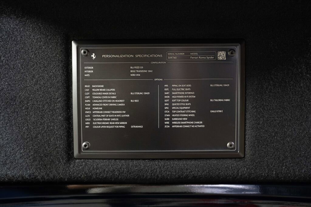 Used 2024 Ferrari Roma Spider image 15
