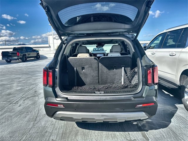 Used 2021 Kia Sorento EX w/ EX AWD X-Line Package image 22