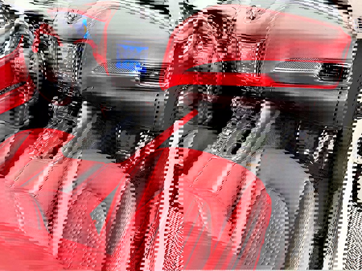 Used 2017 Maserati Levante S image 25