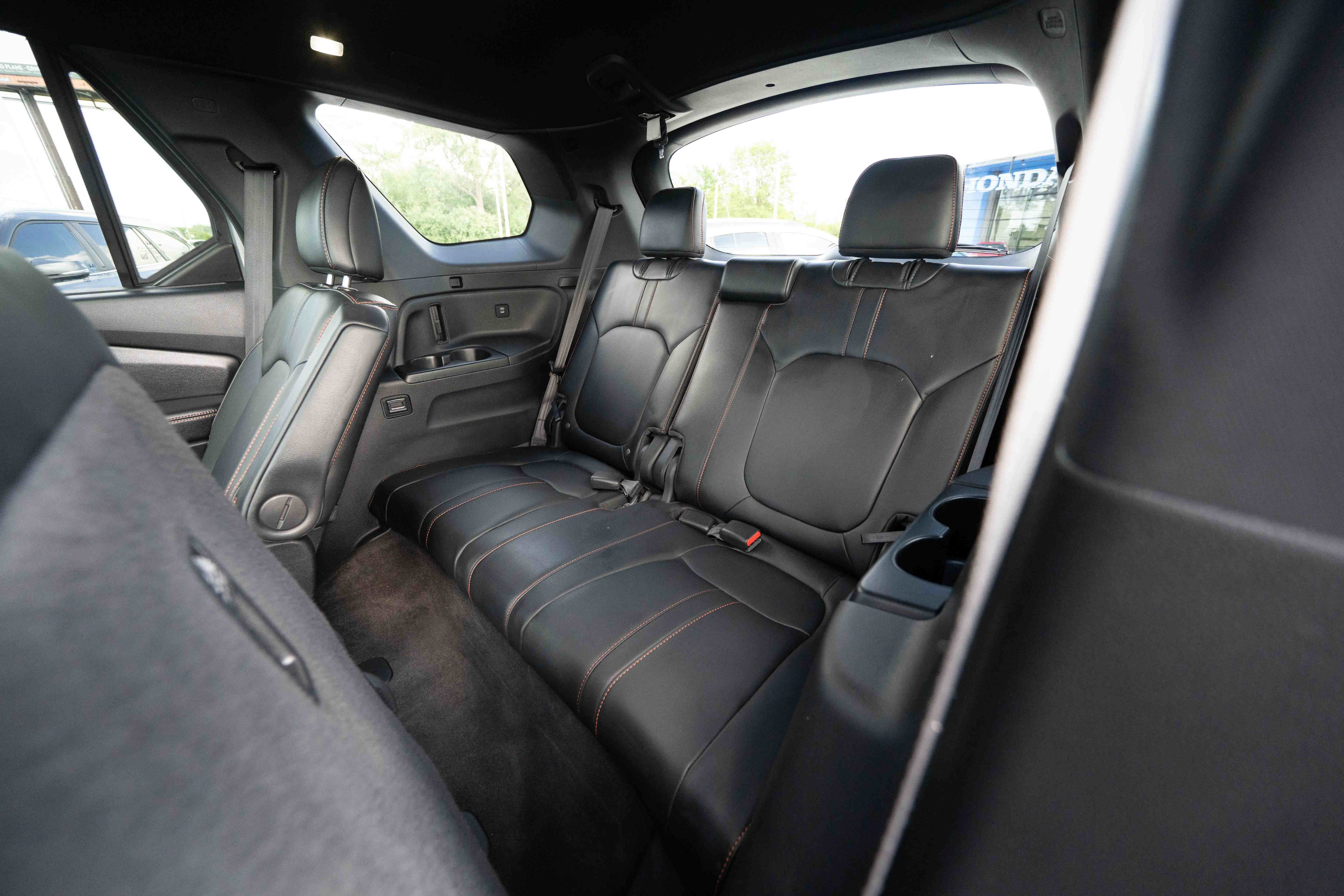 Used 2025 Honda Pilot TrailSport image 24