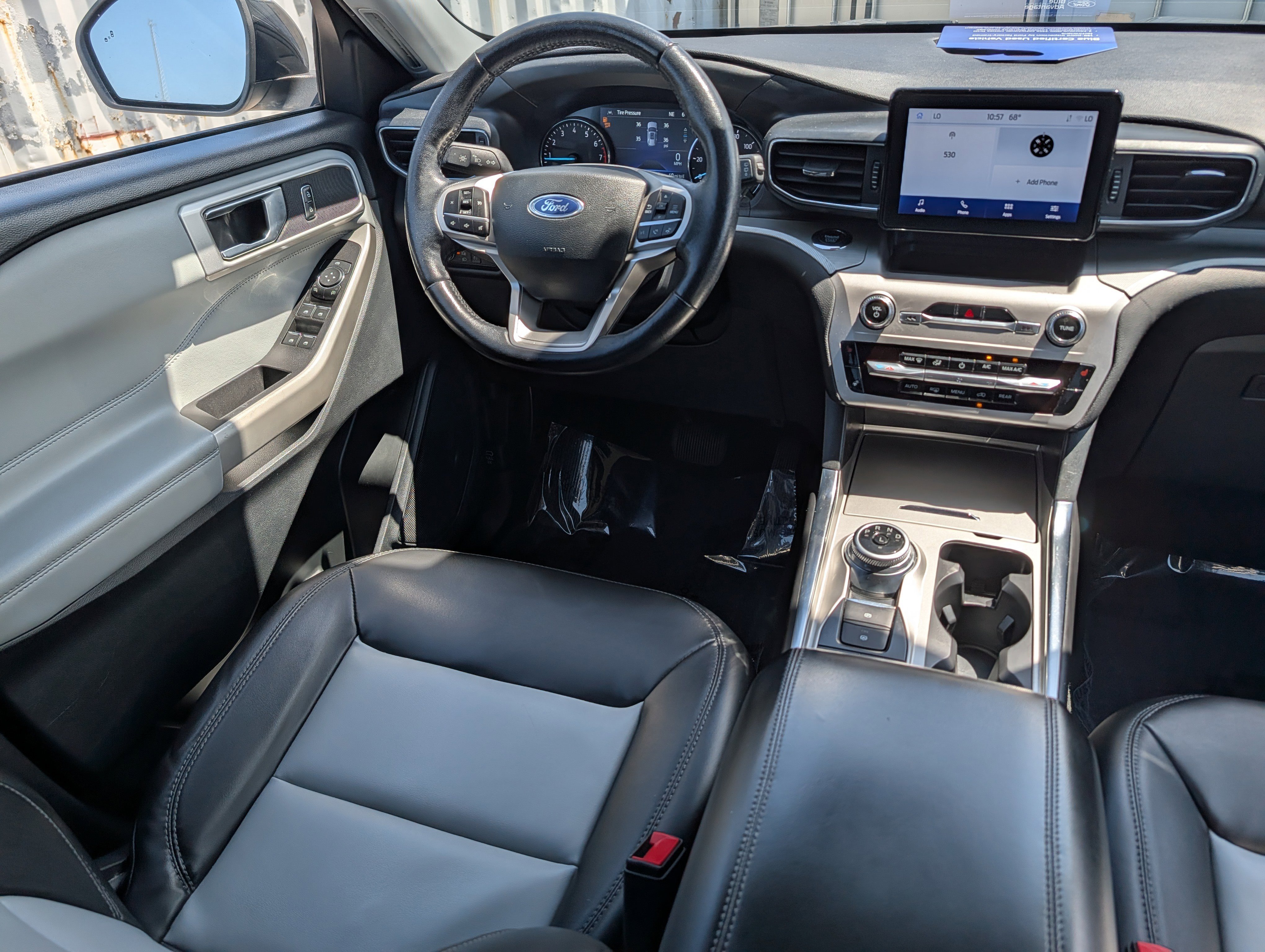 Certified 2022 Ford Explorer XLT w/ Equipment Group 202A AWD/4WD image 21