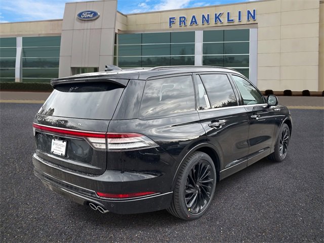 New 2026 Lincoln Aviator Reserve image 7