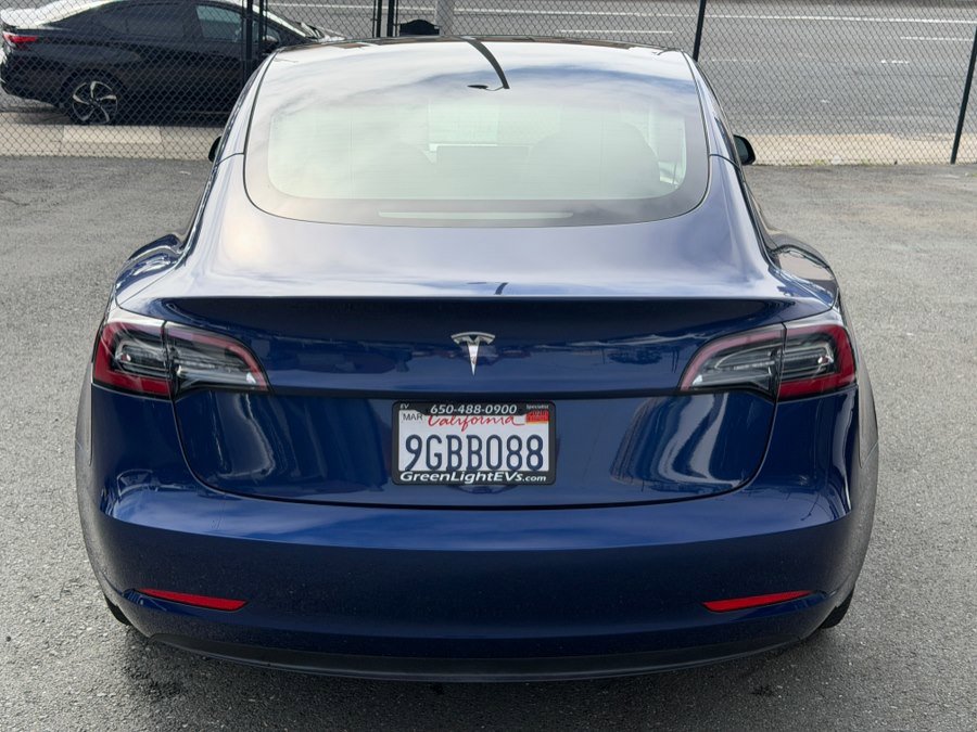 Used 2023 Tesla Model 3 Standard Range image 6