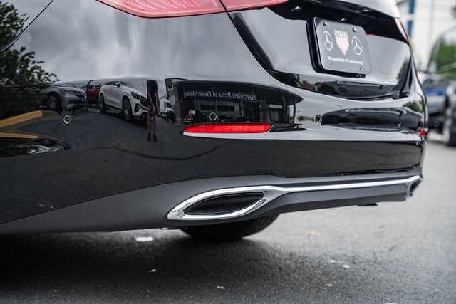 New 2025 Mercedes-Benz C 300 4MATIC Sedan image 9