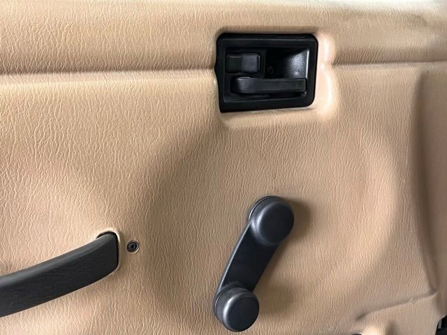 Used 2002 Jeep Wrangler Sport image 19