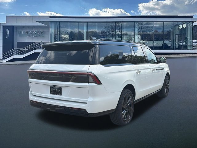 New 2027 Lincoln Navigator L Black Label AWD/4WD image 8