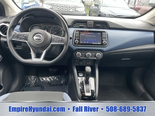 Used 2025 Nissan Versa SV w/ Trunk Package FWD image 12