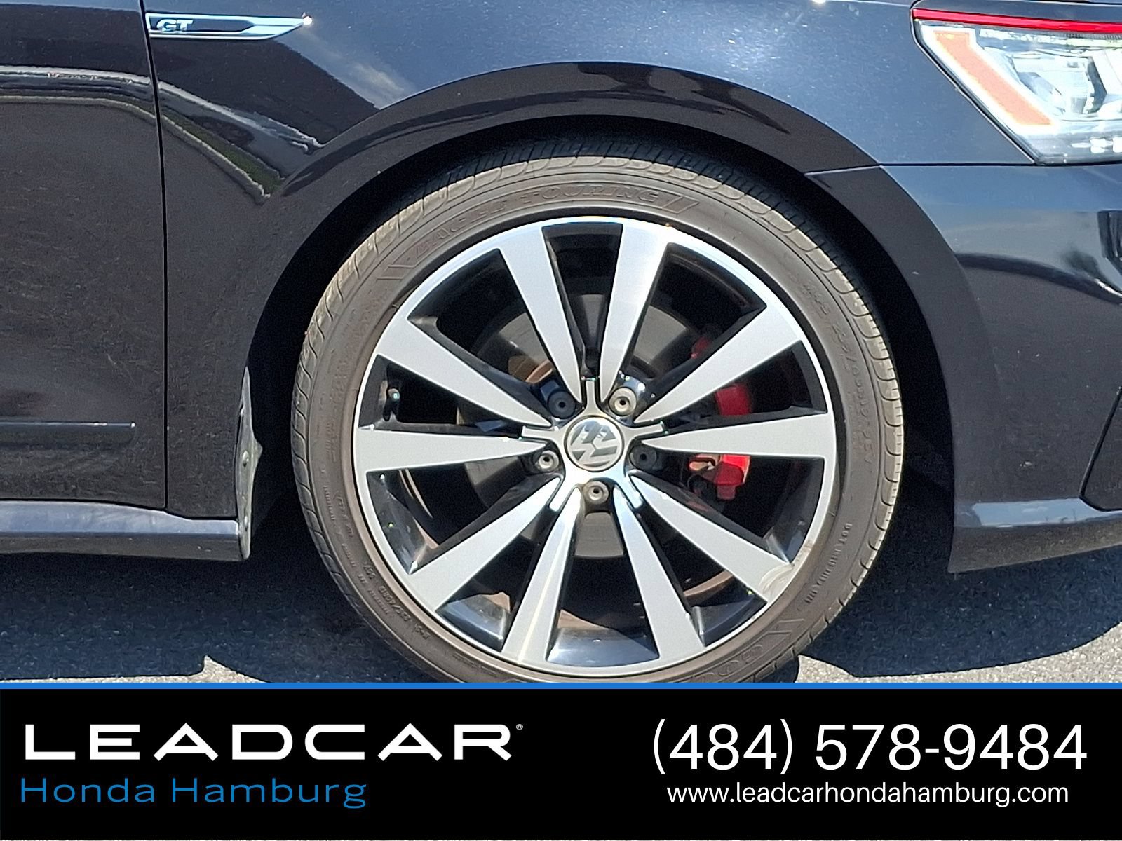 Used 2018 Volkswagen Passat 3.6 FWD image 9