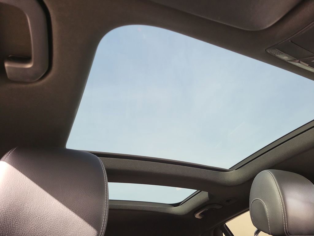 Used 2019 Mercedes-Benz GLC 300 image 18