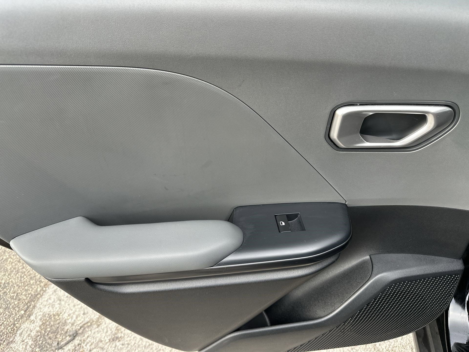 Certified 2025 Kia K4 LXS image 27