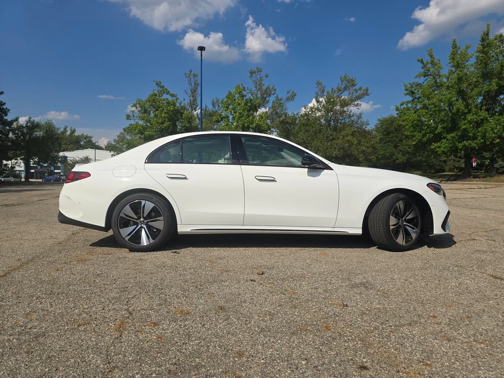 New 2027 Mercedes-Benz E 350 4MATIC Sedan image 18