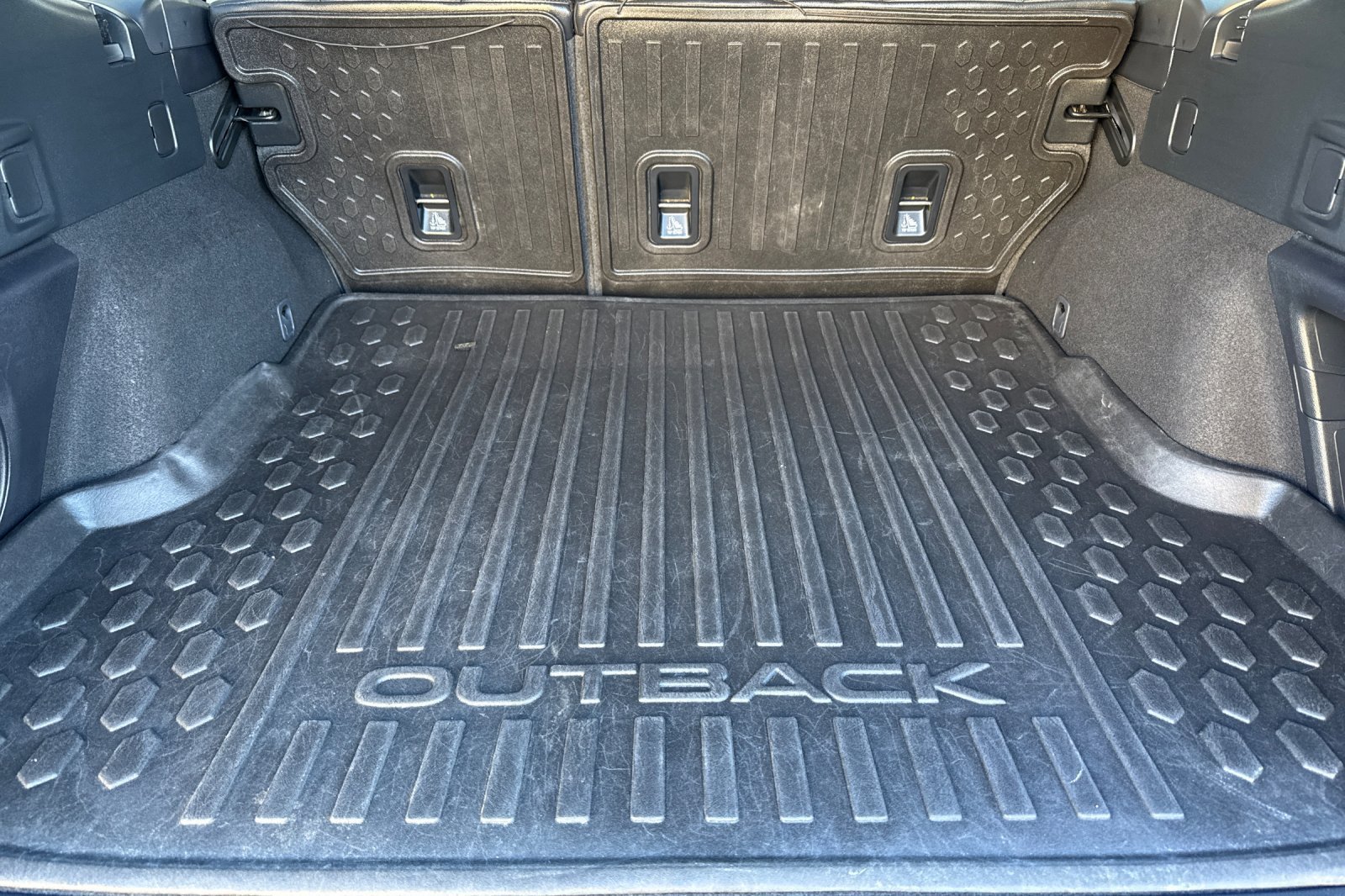 Used 2021 Subaru Outback Limited AWD/4WD image 16