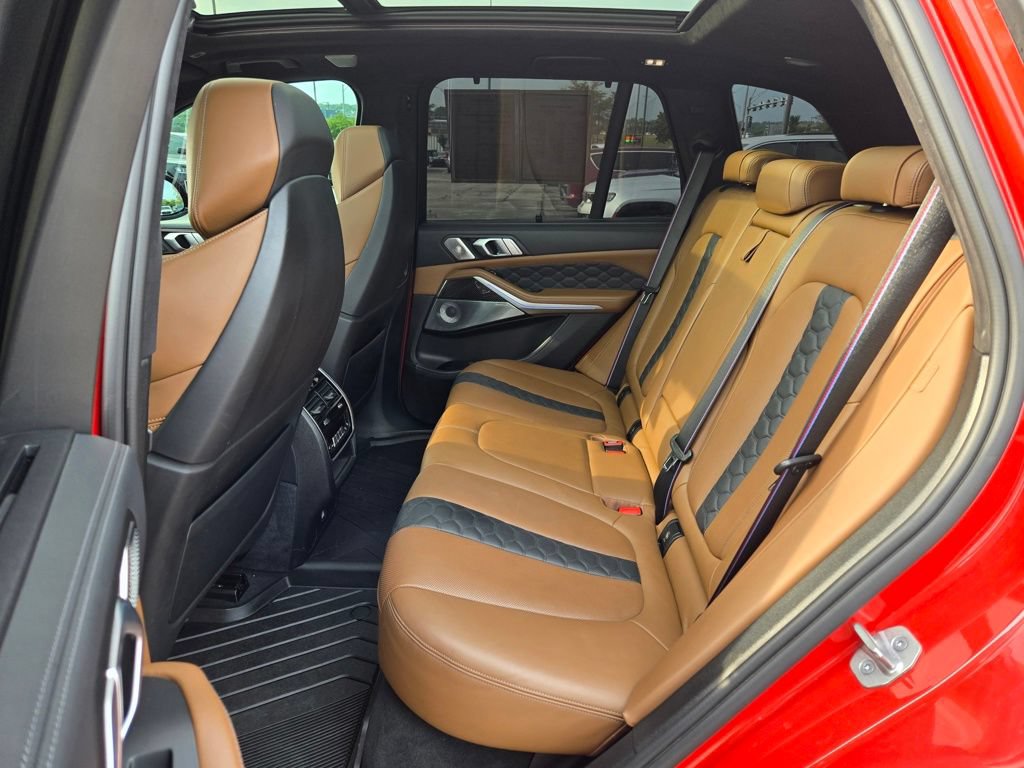 Used 2021 BMW X5 M w/ Competition Package AWD/4WD image 27
