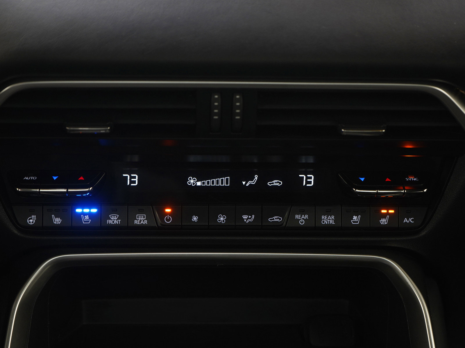 Certified 2024 MAZDA CX-90 3.3 Turbo w/ Premium Plus Pkg image 21