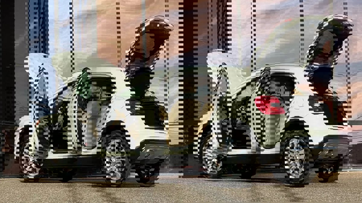 Used 2015 Mercedes-Benz GLA 250 4MATIC image 30