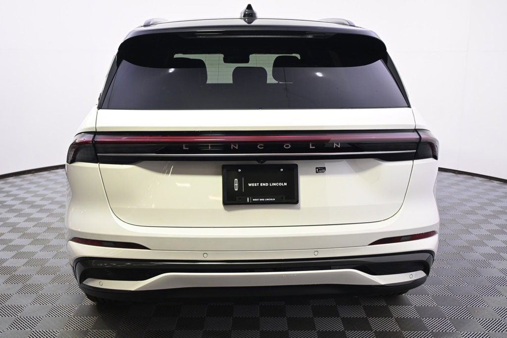 New 2026 Lincoln Nautilus Reserve image 5