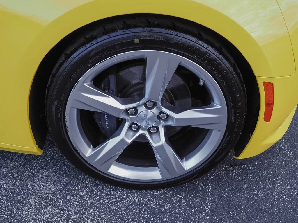 Used 2016 Chevrolet Camaro SS RWD image 35